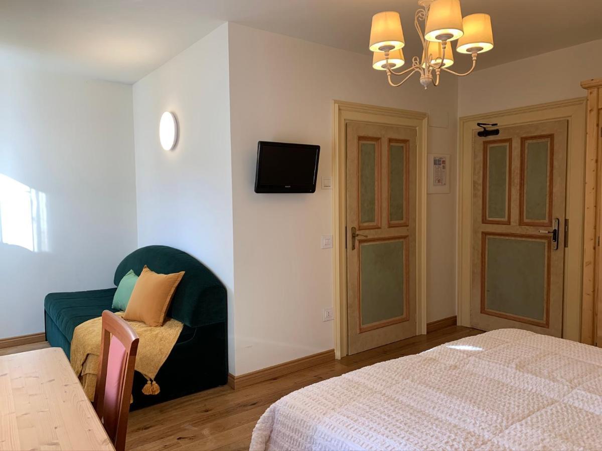 Hotel Serena Cortina Кортина д'Ампецо Екстериор снимка