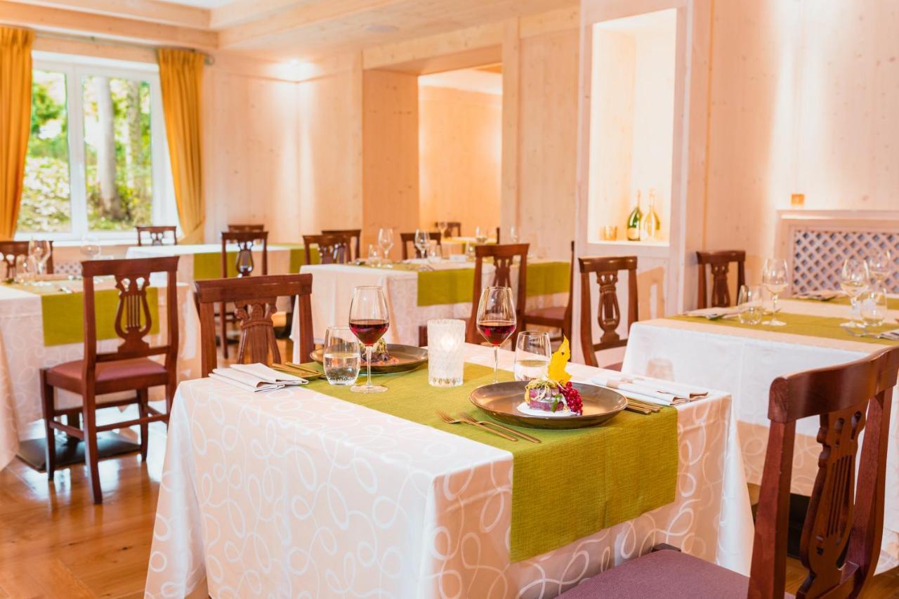 Hotel Serena Cortina Кортина д'Ампецо Екстериор снимка