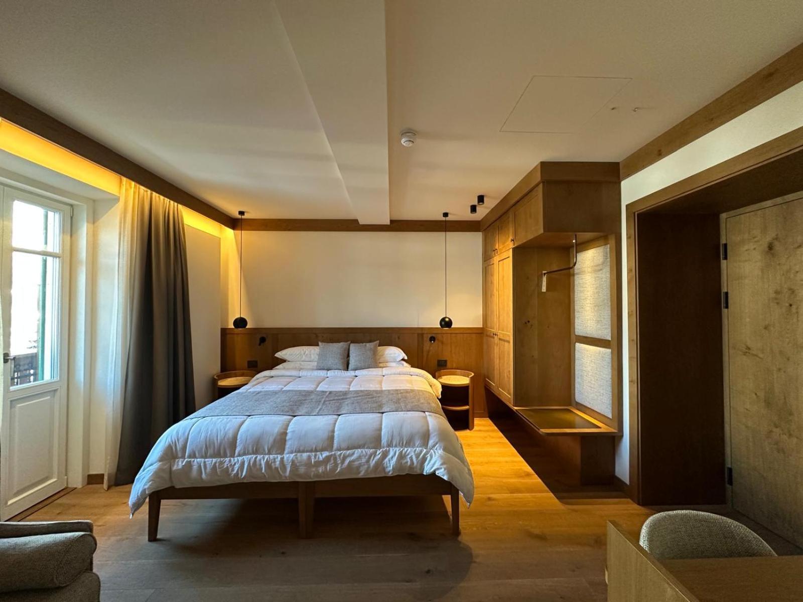 Hotel Serena Cortina Кортина д'Ампецо Екстериор снимка