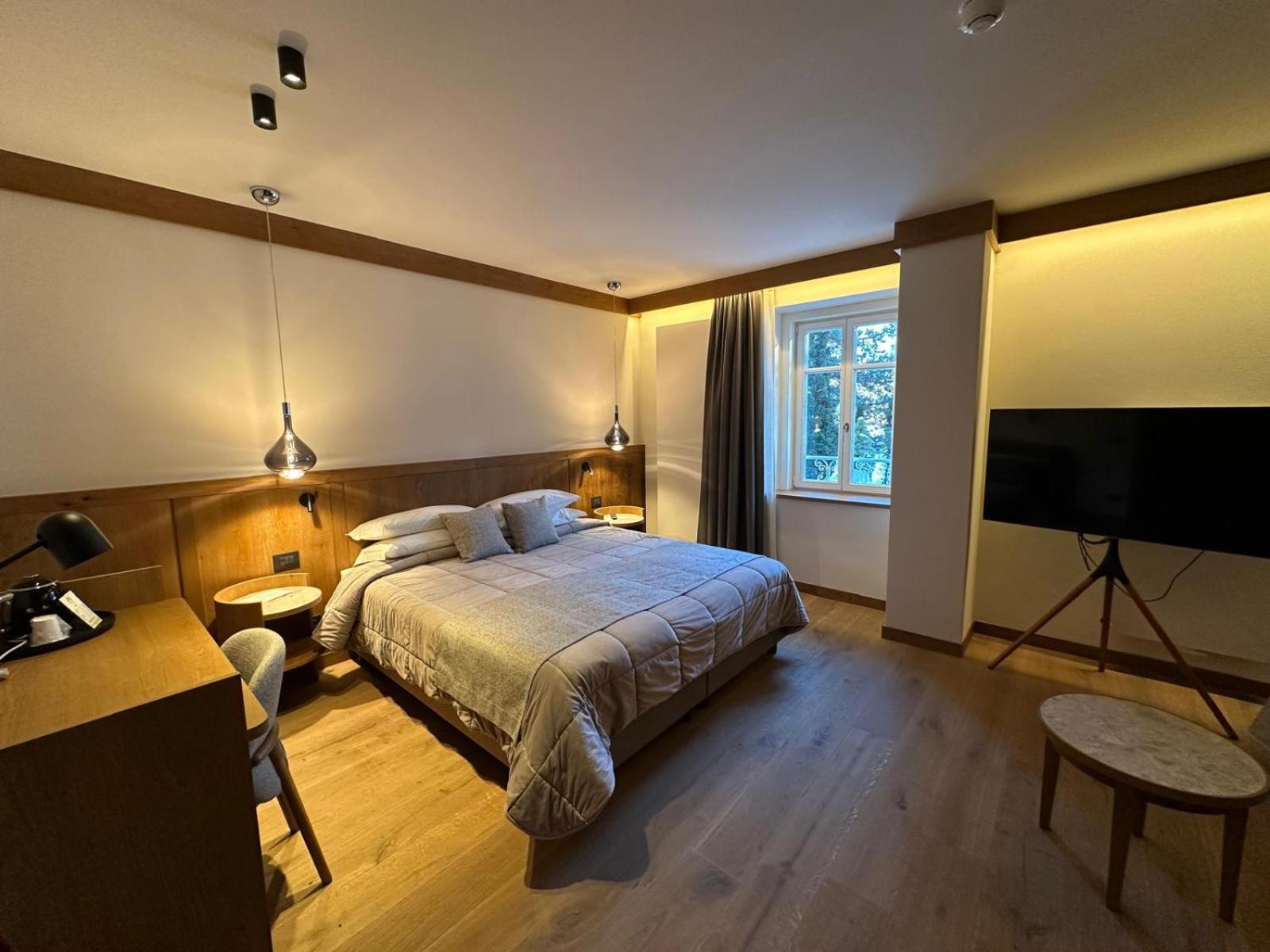 Hotel Serena Cortina Кортина д'Ампецо Екстериор снимка